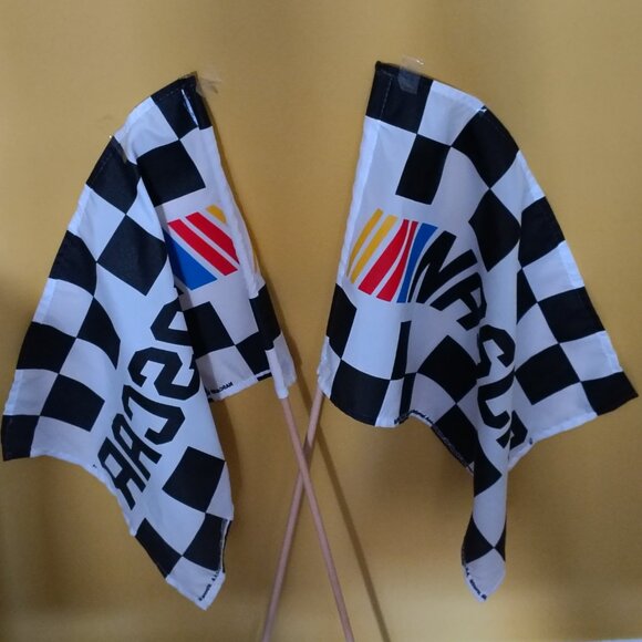 Nascar Racing Flags Wincraft Checkered Last Minuts Gifts Giftful- for-Him - Picture 3 of 8